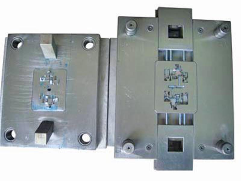 栾城精密塑料模-01